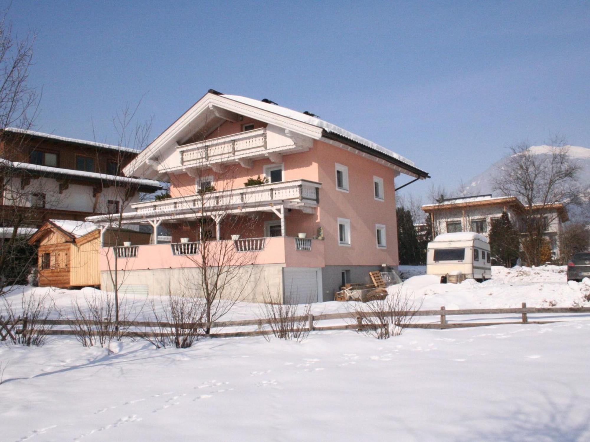 Apartment With Terrace In Aschau Im Zillertal المظهر الخارجي الصورة